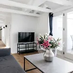 Top Floor Apartment With Private Balcony